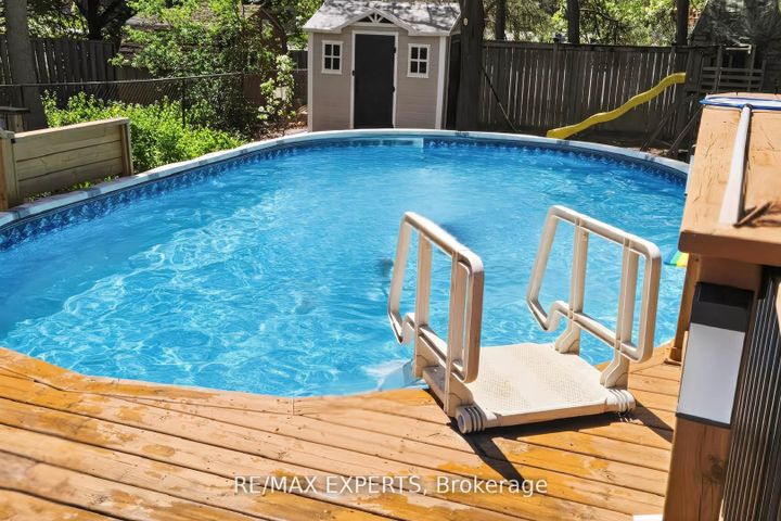 Photo 35 at 60 Suburban Drive, Streetsville, Mississauga