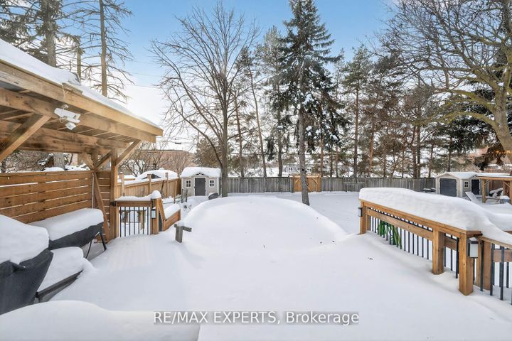 Photo 40 at 60 Suburban Drive, Streetsville, Mississauga