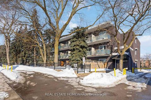 Photo 1 at 207 - 123 Woodbine Avenue, The Beaches, Toronto
