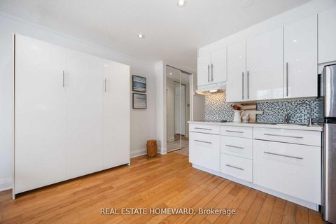 Photo 5 at 207 - 123 Woodbine Avenue, The Beaches, Toronto