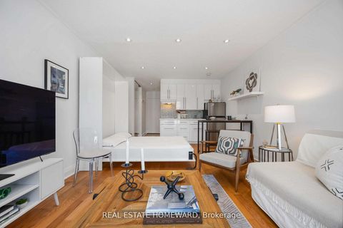 Photo 9 at 207 - 123 Woodbine Avenue, The Beaches, Toronto