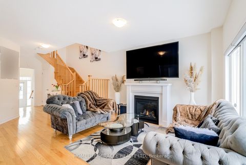 Photo 10 at 283 Fleetwood Drive, Eastdale, Oshawa