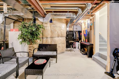 Photo 37 at 283 Fleetwood Drive, Eastdale, Oshawa