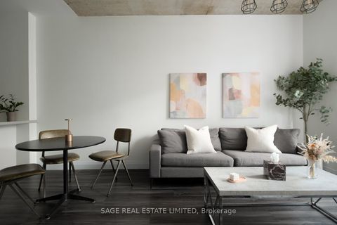 Photo 4 at 603 - 36 Charlotte Street, Waterfront Communities C1, Toronto