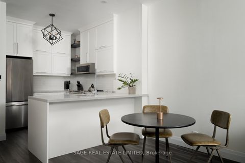 Photo 5 at 603 - 36 Charlotte Street, Waterfront Communities C1, Toronto