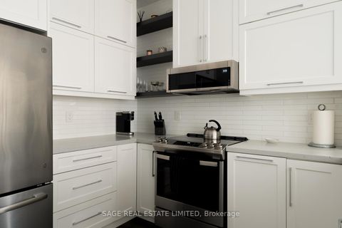 Photo 9 at 603 - 36 Charlotte Street, Waterfront Communities C1, Toronto