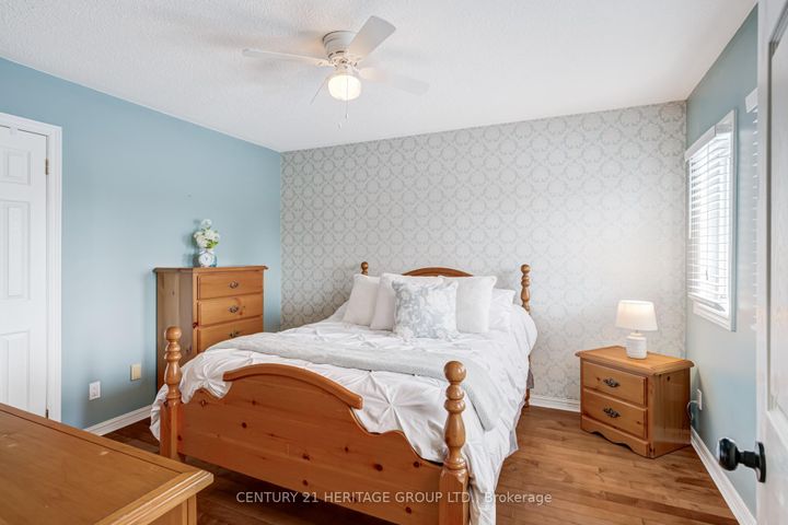 Photo 24 at 347 Alex Doner Drive, Glenway Estates, Newmarket