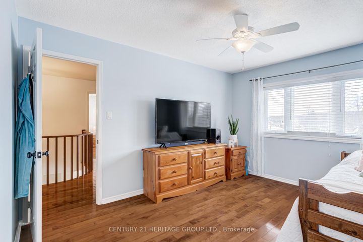 Photo 26 at 347 Alex Doner Drive, Glenway Estates, Newmarket