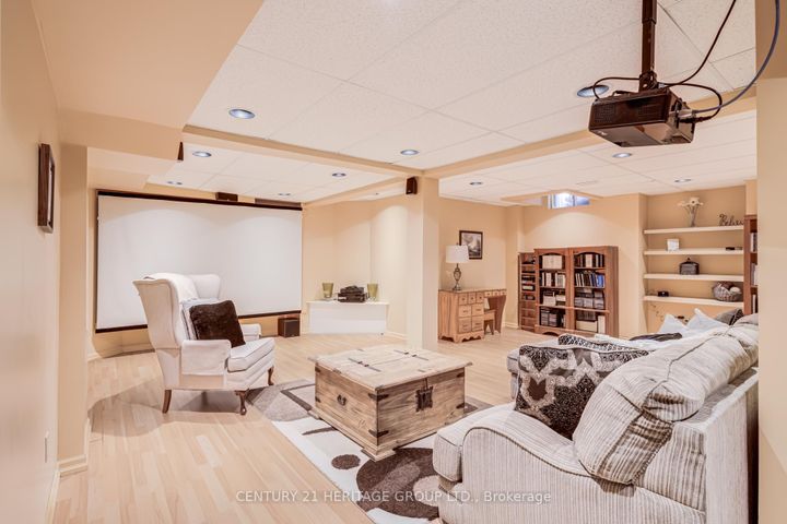 Photo 32 at 347 Alex Doner Drive, Glenway Estates, Newmarket