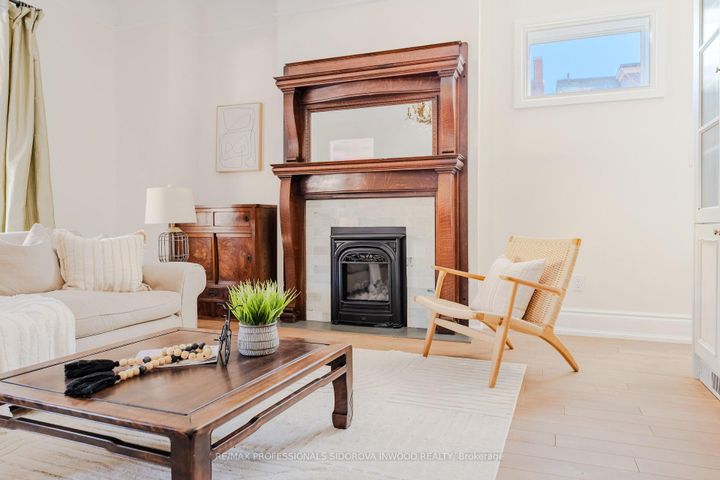 Photo 4 at 51 Harvard Avenue, Roncesvalles, Toronto