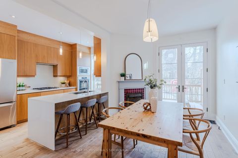 Photo 7 at 51 Harvard Avenue, Roncesvalles, Toronto