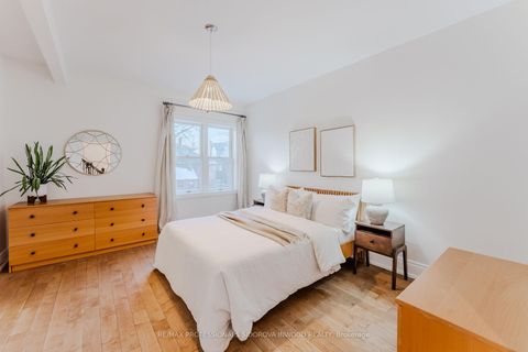 Photo 14 at 51 Harvard Avenue, Roncesvalles, Toronto