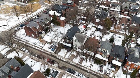 Photo 41 at 51 Harvard Avenue, Roncesvalles, Toronto