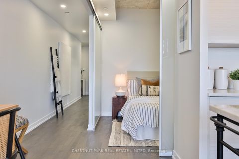 Photo 18 at 434 - 461 Adelaide Street W, Waterfront Communities C1, Toronto