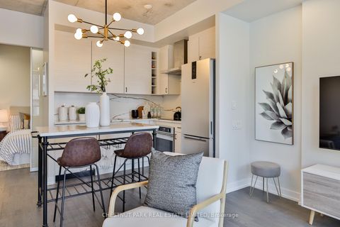 Photo 29 at 434 - 461 Adelaide Street W, Waterfront Communities C1, Toronto