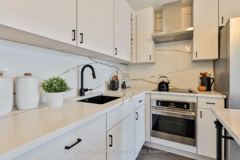 Photo 32 at 434 - 461 Adelaide Street W, Waterfront Communities C1, Toronto