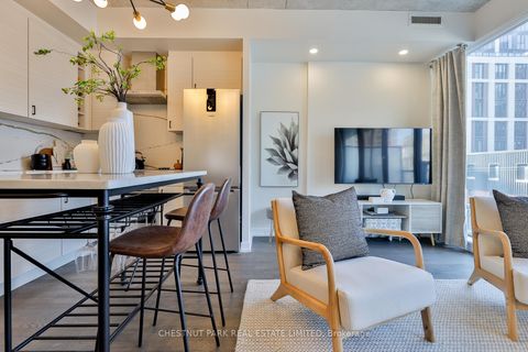 Photo 36 at 434 - 461 Adelaide Street W, Waterfront Communities C1, Toronto