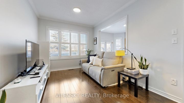 Photo 8 at 15 Gladstone Avenue, Maple, Vaughan