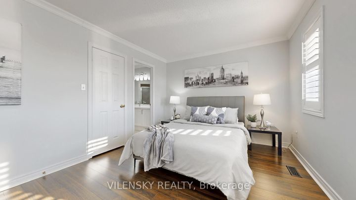 Photo 16 at 15 Gladstone Avenue, Maple, Vaughan