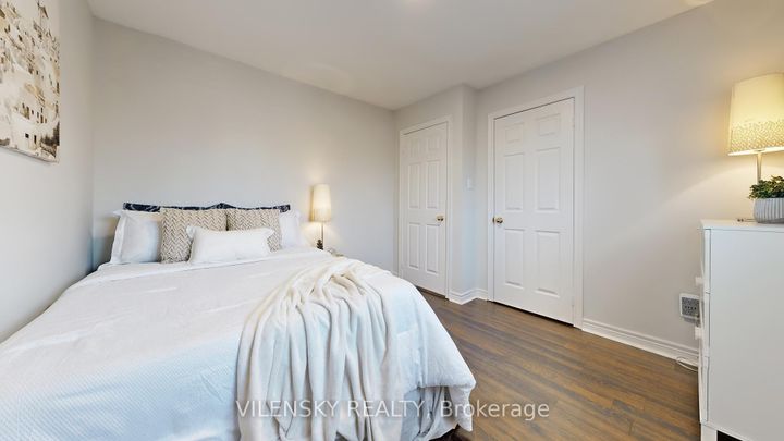 Photo 24 at 15 Gladstone Avenue, Maple, Vaughan