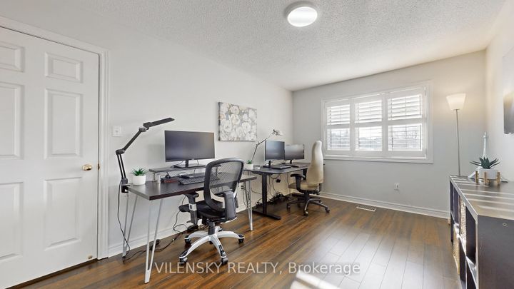 Photo 27 at 15 Gladstone Avenue, Maple, Vaughan