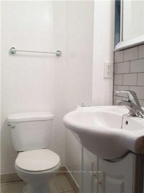 Photo 10 at 2904 St Clair Avenue E, Parkview, Toronto