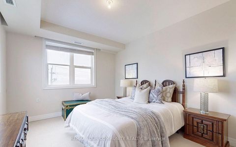 Photo 16 at 205 - 15450 Yonge Street, Aurora Heights, Aurora