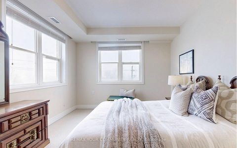 Photo 17 at 205 - 15450 Yonge Street, Aurora Heights, Aurora