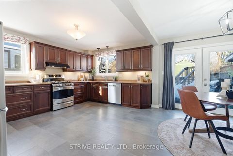 Photo 17 at 8 Quinn Drive, Bowmanville, Clarington