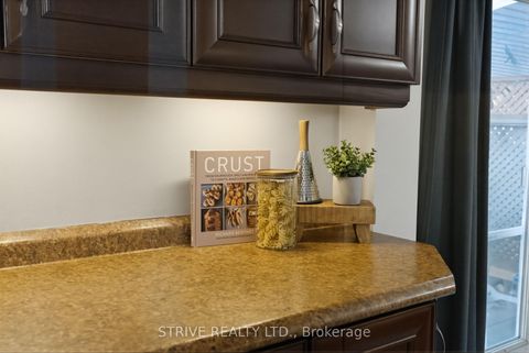 Photo 24 at 8 Quinn Drive, Bowmanville, Clarington