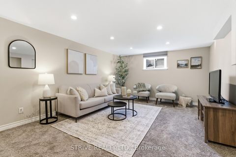 Photo 31 at 8 Quinn Drive, Bowmanville, Clarington