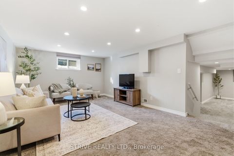 Photo 32 at 8 Quinn Drive, Bowmanville, Clarington