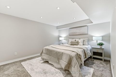 Photo 35 at 8 Quinn Drive, Bowmanville, Clarington