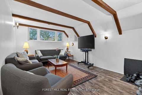 Photo 15 at 130 Verobeach Boulevard, Humbermede, Toronto