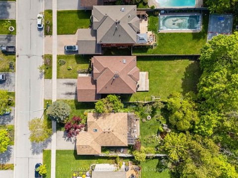 Photo 3 at 50 Holly Meadow Road, Holly, Barrie