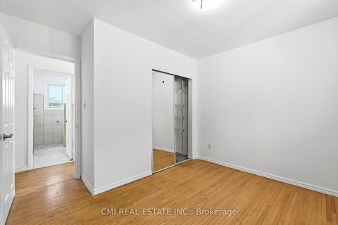 Photo 15 at 913 King Street, Downtown Whitby, Whitby