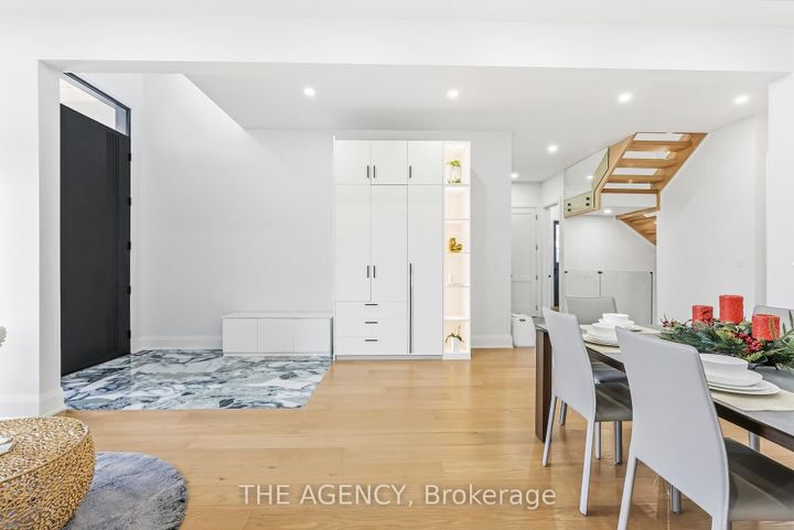 Photo 7 at 9 Earl Street, Streetsville, Mississauga