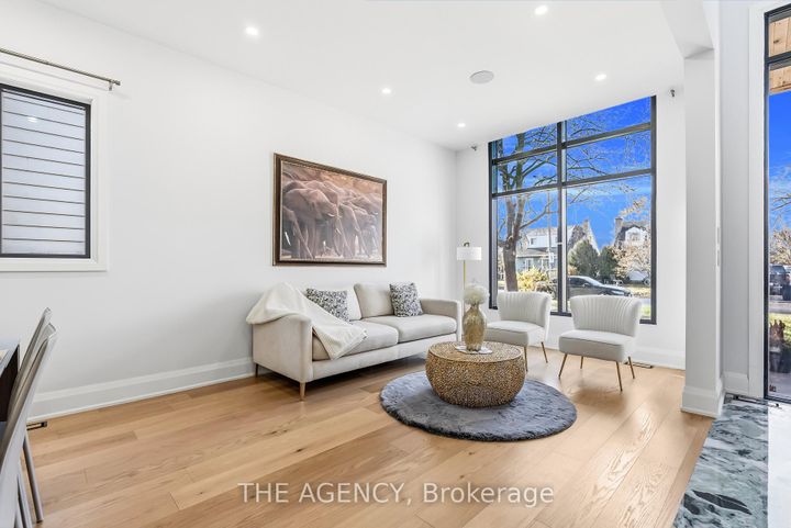 Photo 10 at 9 Earl Street, Streetsville, Mississauga