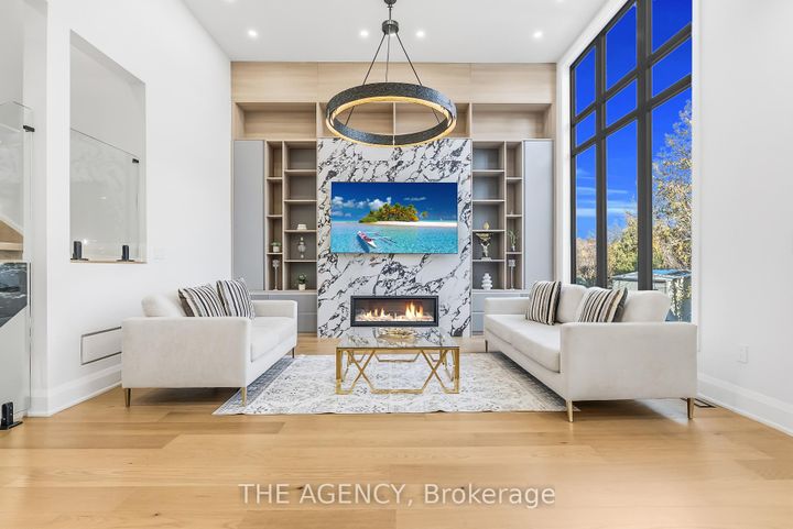 Photo 15 at 9 Earl Street, Streetsville, Mississauga