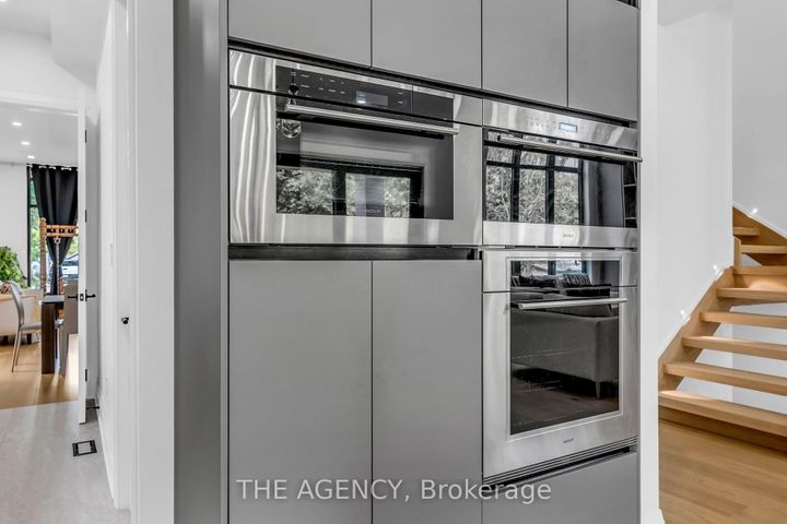 Photo 23 at 9 Earl Street, Streetsville, Mississauga