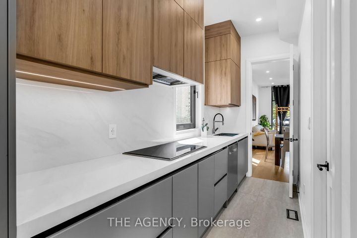 Photo 25 at 9 Earl Street, Streetsville, Mississauga