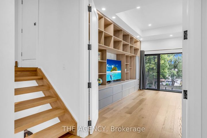 Photo 28 at 9 Earl Street, Streetsville, Mississauga