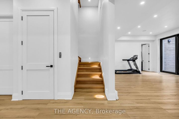 Photo 43 at 9 Earl Street, Streetsville, Mississauga