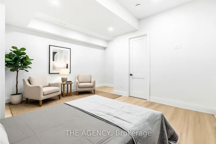 Photo 48 at 9 Earl Street, Streetsville, Mississauga