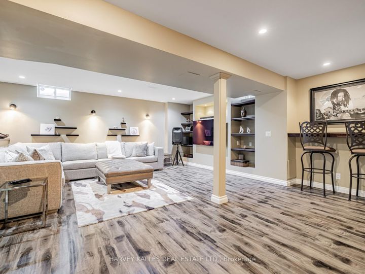 Photo 32 at 12 Barberry Crescent, Oak Ridges, Richmond Hill