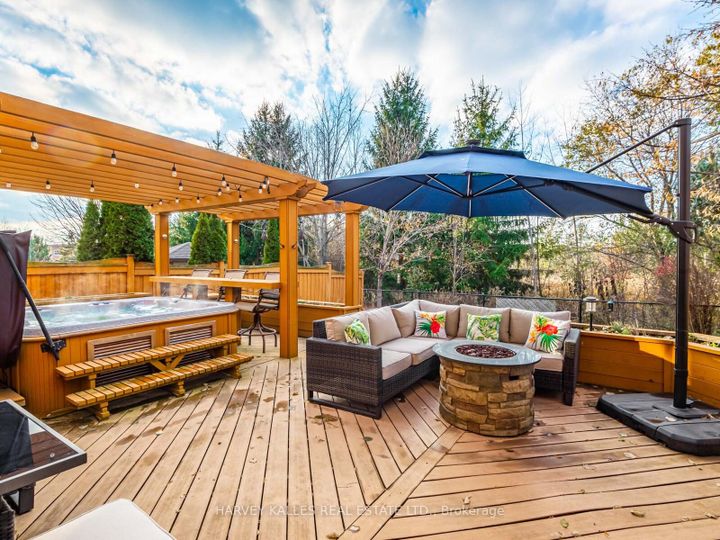 Photo 38 at 12 Barberry Crescent, Oak Ridges, Richmond Hill