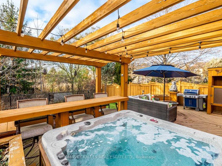 Photo 40 at 12 Barberry Crescent, Oak Ridges, Richmond Hill