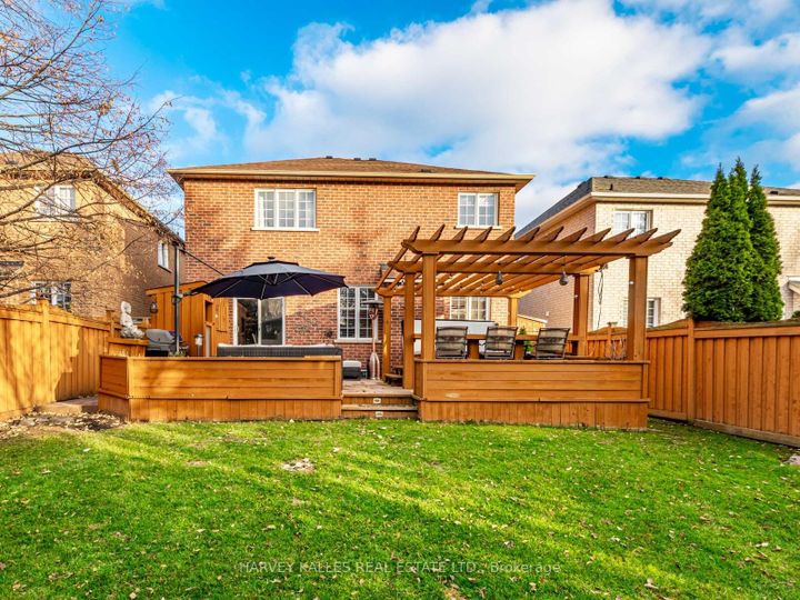 Photo 47 at 12 Barberry Crescent, Oak Ridges, Richmond Hill