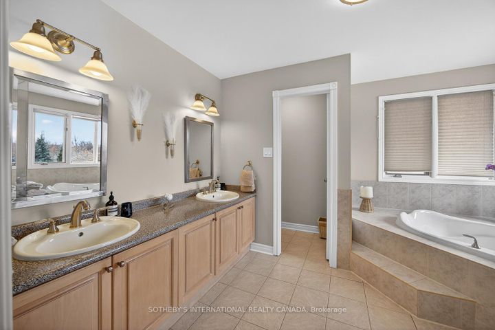 Photo 16 at 1777 Covington Terrace, East Credit, Mississauga