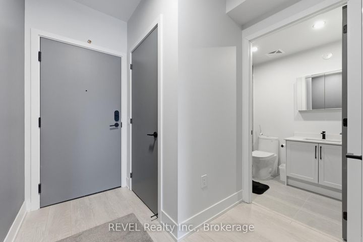 Photo 4 at 405 - 2450 Old Bronte Road, WM Westmount, Oakville